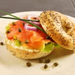 mini hamburger al salmone